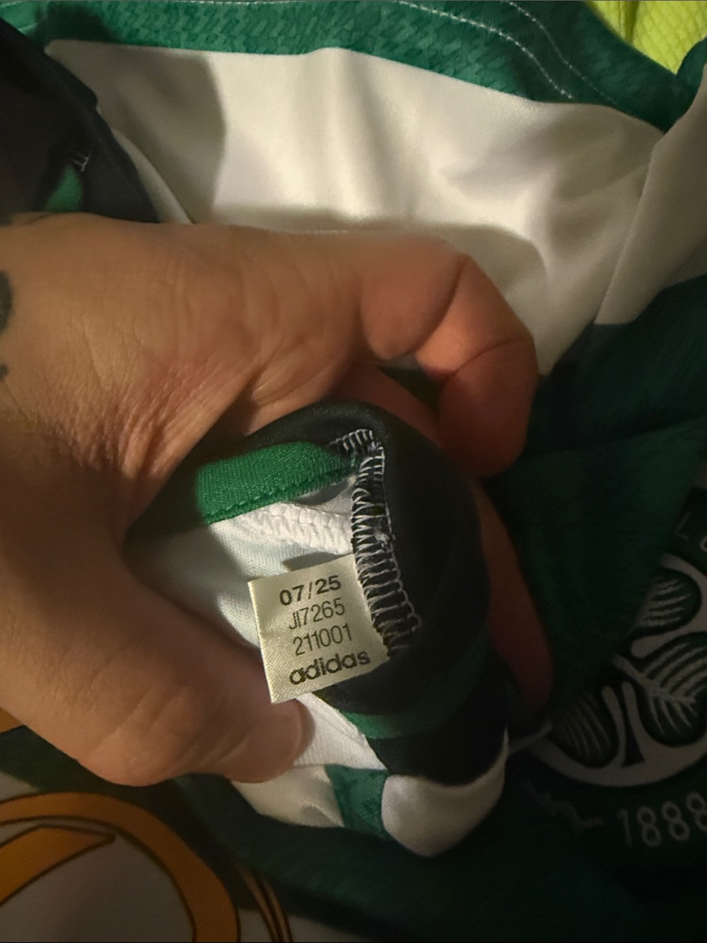 Celtic FC Jerseys - Picture 4 of 6